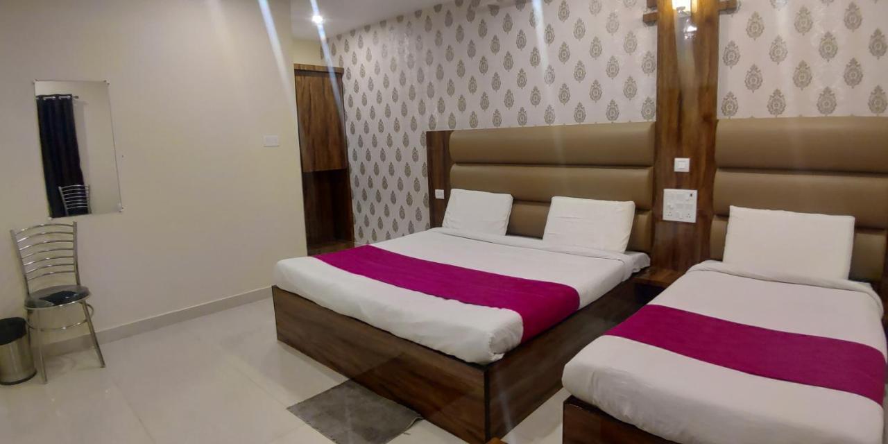 City Hotel Prayagraj Ngoại thất bức ảnh