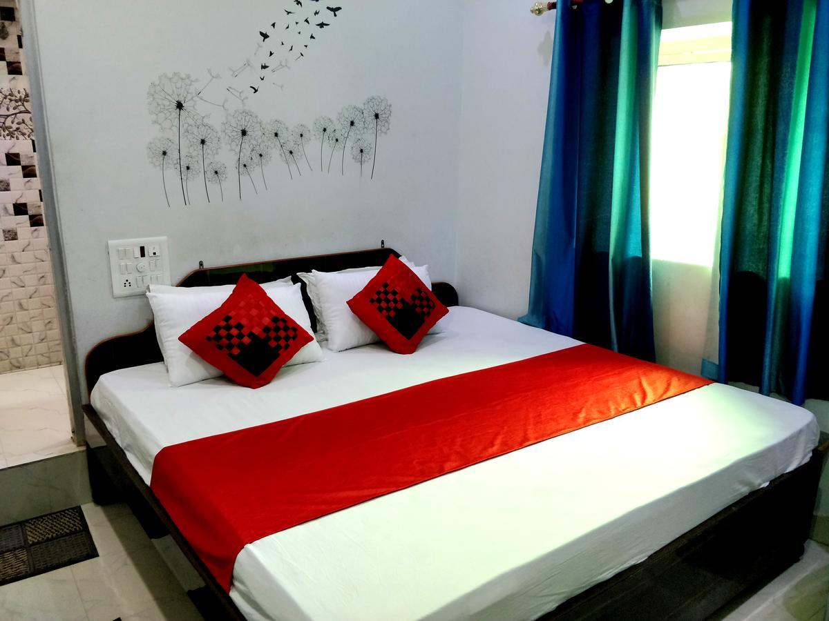 City Hotel Prayagraj Ngoại thất bức ảnh