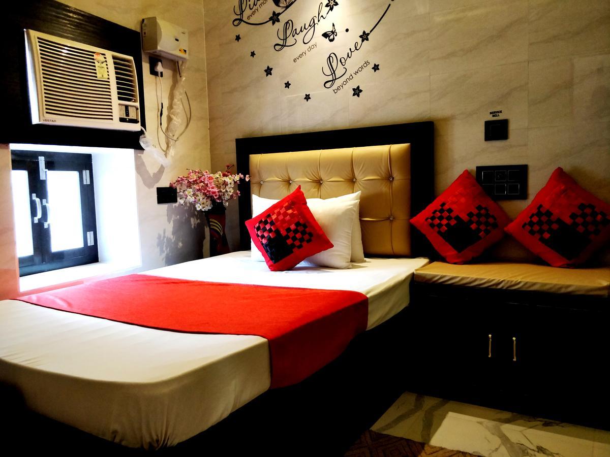 City Hotel Prayagraj Ngoại thất bức ảnh