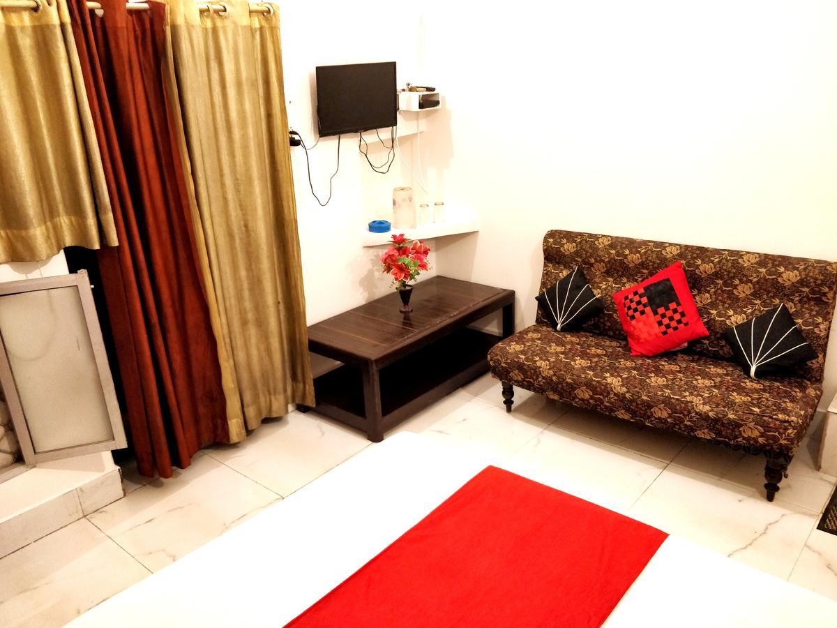 City Hotel Prayagraj Ngoại thất bức ảnh