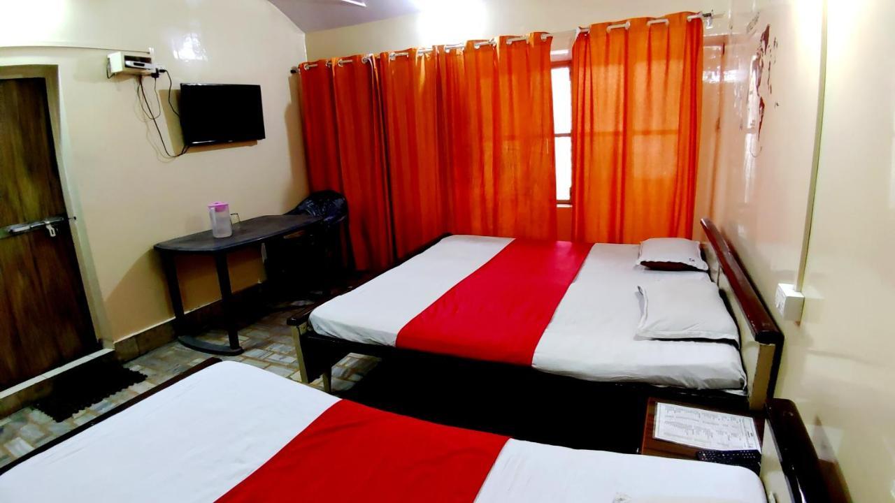 City Hotel Prayagraj Ngoại thất bức ảnh