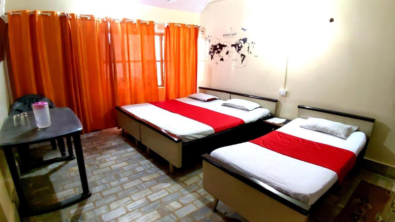 City Hotel Prayagraj Ngoại thất bức ảnh