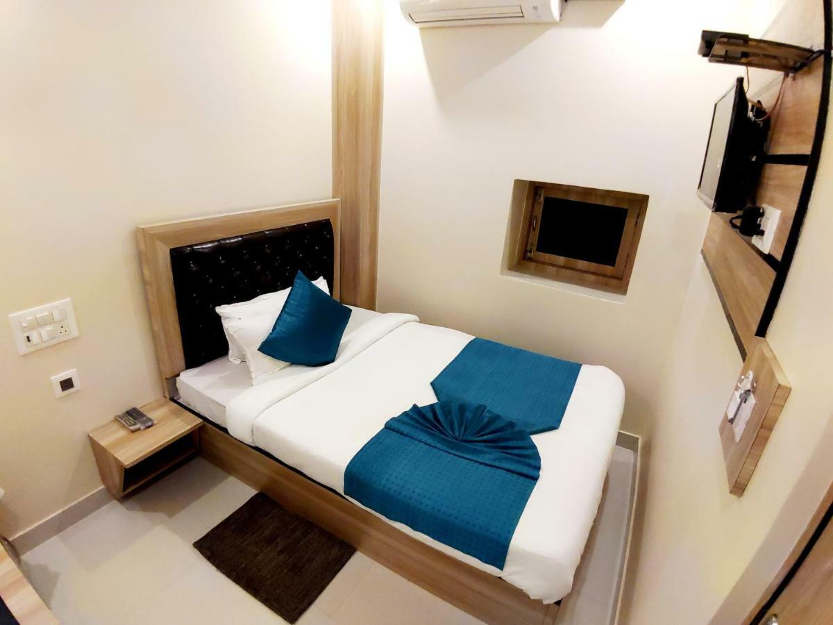 City Hotel Prayagraj Ngoại thất bức ảnh