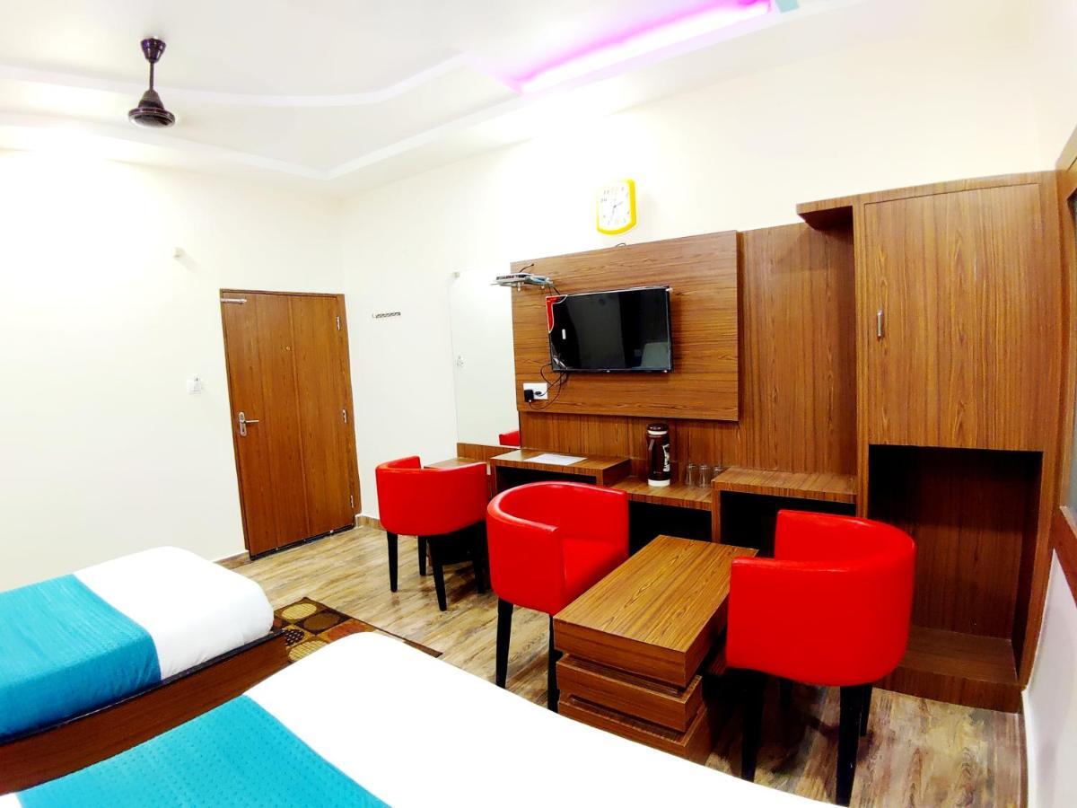 City Hotel Prayagraj Ngoại thất bức ảnh